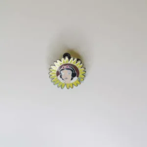 Disney   2011 hidden mickey   princess flowers Snow White completer pin
