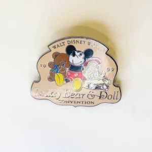 Disney WDW  Teddy Bear & Doll Convention  Pin