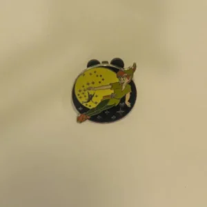 Disney   Cast Lanyard  4  Peter Pan  Peter Pan w/ Tink Pin