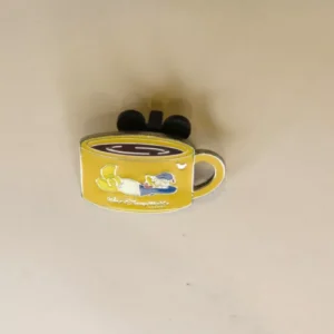 Disney   Hidden Mickey Collection  Coffee Mugs Donald  Pin