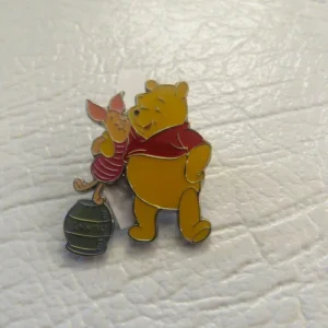 Disney Winnie the Pooh and Piglet Hugging  Pin