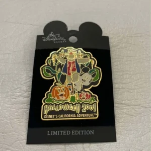 LE Mickey Halloween 2001 Disneys California Adventure Pin