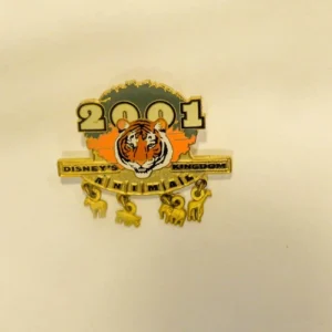 Disney   Tiger  Animal Kingdom Animals 2001  Dangle Pin