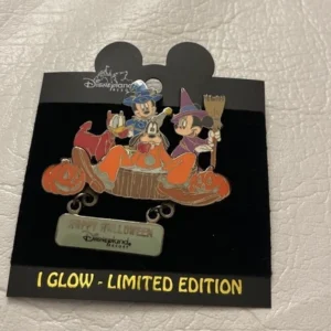 Disney I Glow LE Happy Halloween Disneyland Pin