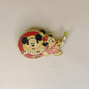 Disney Mickey  Club LE Pin