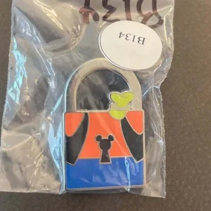 Disney Goofy Character Lock Pin
