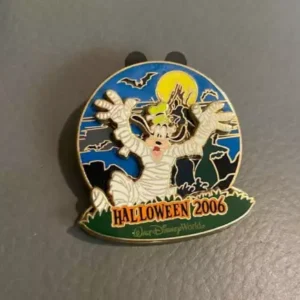Disney Goofy Halloween 2006 Character Pin