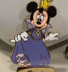 Disney Minnie Mouse Character  Pin