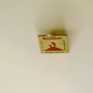 Disney EuroDisney  Resort Hotels  Trainer Formateur Gold/Red Pin