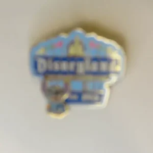 Disney   Disneyland Marquee  Stitch Pin