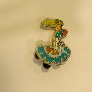 Disney Summer Donald Duck Beach Ball Pin