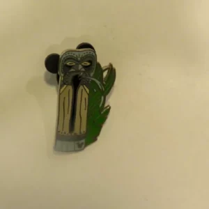 Disney   Lanyard  3 Tiki D Pin