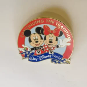 Disney   Mickey & Minnie  Continuing the Tradition  Pin