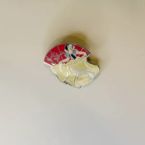 Disney DLR  Cast Lanyard  III Princess Fan  Snow White Pin