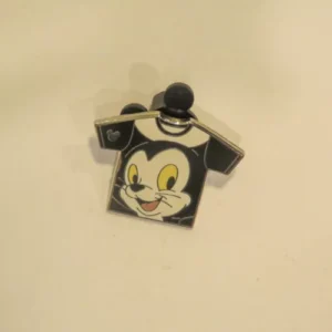 Disney Figaro T-Shirt Pinocchio Hidden Mickey Pin
