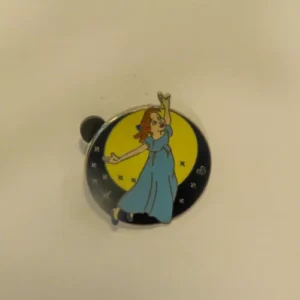 Disney   Cast Lanyard  4  Peter Pan  Wendy Pin