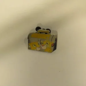 Disney Hidden Mickey   Back to School Bus & Lunch Box   Simba & Nala Pin