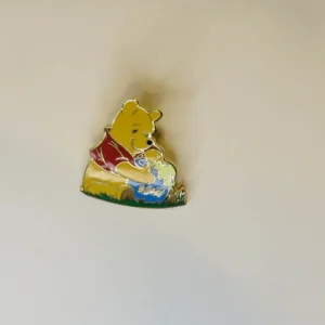 Disney Pooh With Hunny Pot Pin