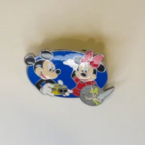 Disney Kodak  Share the Magic  Mickey with Minnie Posing Pin