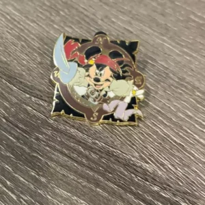 Disney Mickey Pirate Character Pin