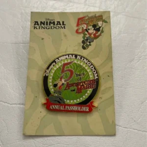Disney 5 years Mickey Passholder Pin