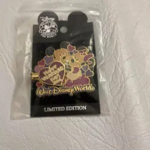 Disney LE Mickey and Minnie 2004 Valentines Day Pin