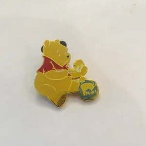 Disney pooh Bear Eatting Hony Hunny Pin