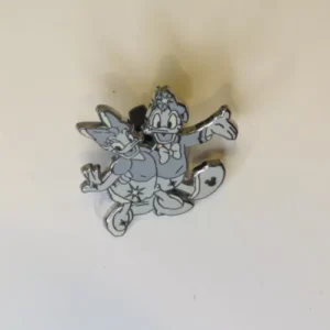 Disney DLR   Hidden Mickey  Winter Ice Sculpture Donald & Daisy  Pin