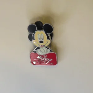 Disney WDW Cast Lanyard    Mickey's Autograph Red Pin