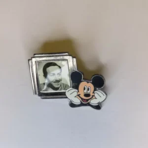 Disney DS - countdown to the millennium series #101 (Walt Disney and mickey) Pin