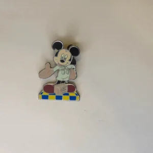 Disney CM  MICKEY InspEARations Statue Mystery  Mickey on the Move Pin