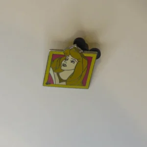 Disney DLR - Cast Lanyard Series 4 - Classic Characters (Aurora) Pin