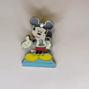 Disney Inspirations Statue Mickey and Mickey Speaks for Me Pin