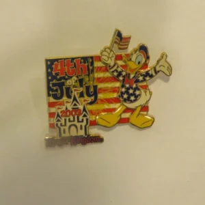 Disney   Donald Duck  Magic Kingdom  4th of July 2003 Pin