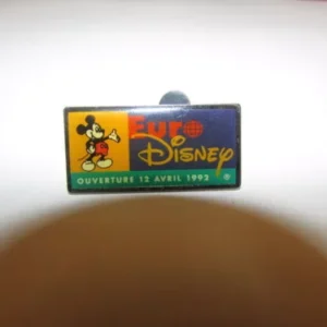 Disney EuroDisney Mickey Mouse presenting the opening Pin
