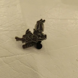 Disney Peter Pan Hidden Mickey Chaser  Pin