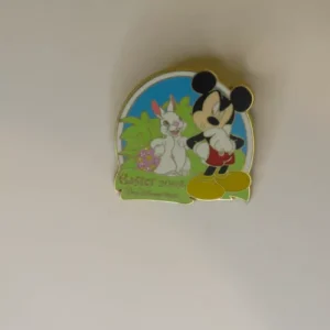 Disney Easter Egg Hunt  2005 Mickey Mouse Pin
