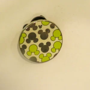 Disney    2010 Hidden Mickey   Brights Watches Silver and Green Pin