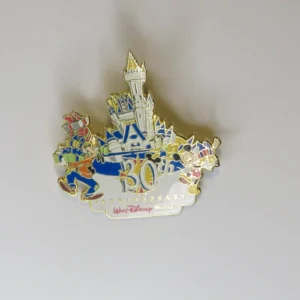 Disney   30th castle Pin
