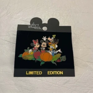 Disney  LE Halloween Mickey Goofy Donald and Minnie