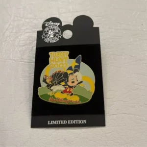 Disney Mickey LE Turkey Hunt 2003 Pin