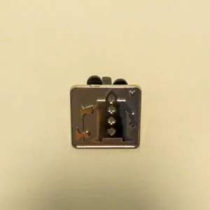 Disney Chaser Playing Card Alice Hidden Mickey Pin