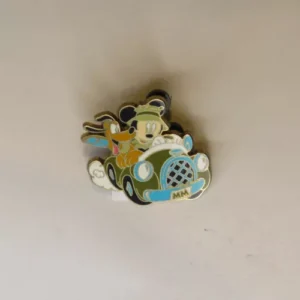 Disney   Mickey & Pluto  Gone Fishing   Cast Lanyard Series  Pin