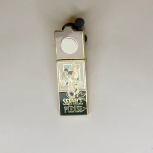 Disney  Cast Exclusive  'ServicePrivacy Please'  Door Sign Mickey  Minnie Pin
