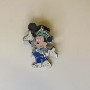 Disney WDW   Hidden Mickey   Scoop and Friends  Minnie  as Beatrice Starr Pin