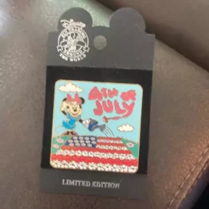 Disney  LE Minnie 4th of july Pin