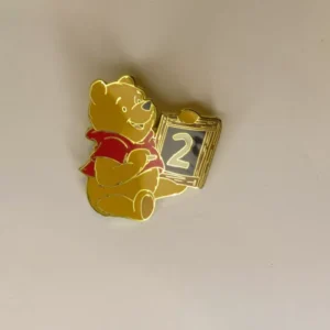 Disney DL  Pooh with Chalkboard  Mystery Pin