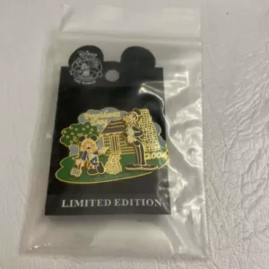 Disney LE Mickey and GOOFY  Independence Day 2004 Pin