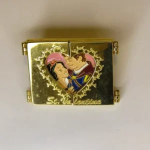 Disney M&P Snow White & Prince Valentines Day 2002 Hinged Pin