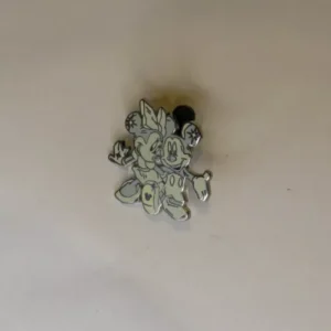Disney    Hidden Mickey Series Winter Ice Sculpture Mickey & Minnie Pin